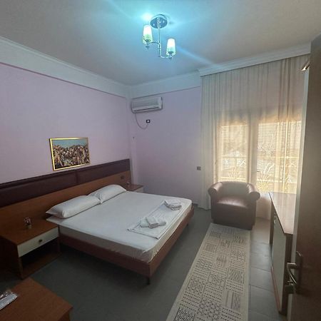 Hotel Edland Vlora Kültér fotó