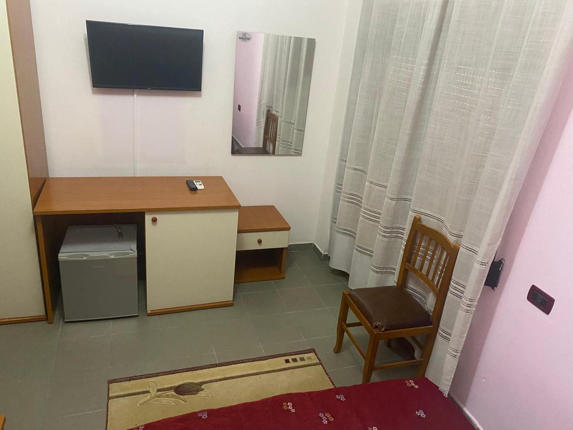 Hotel Edland Vlora Kültér fotó