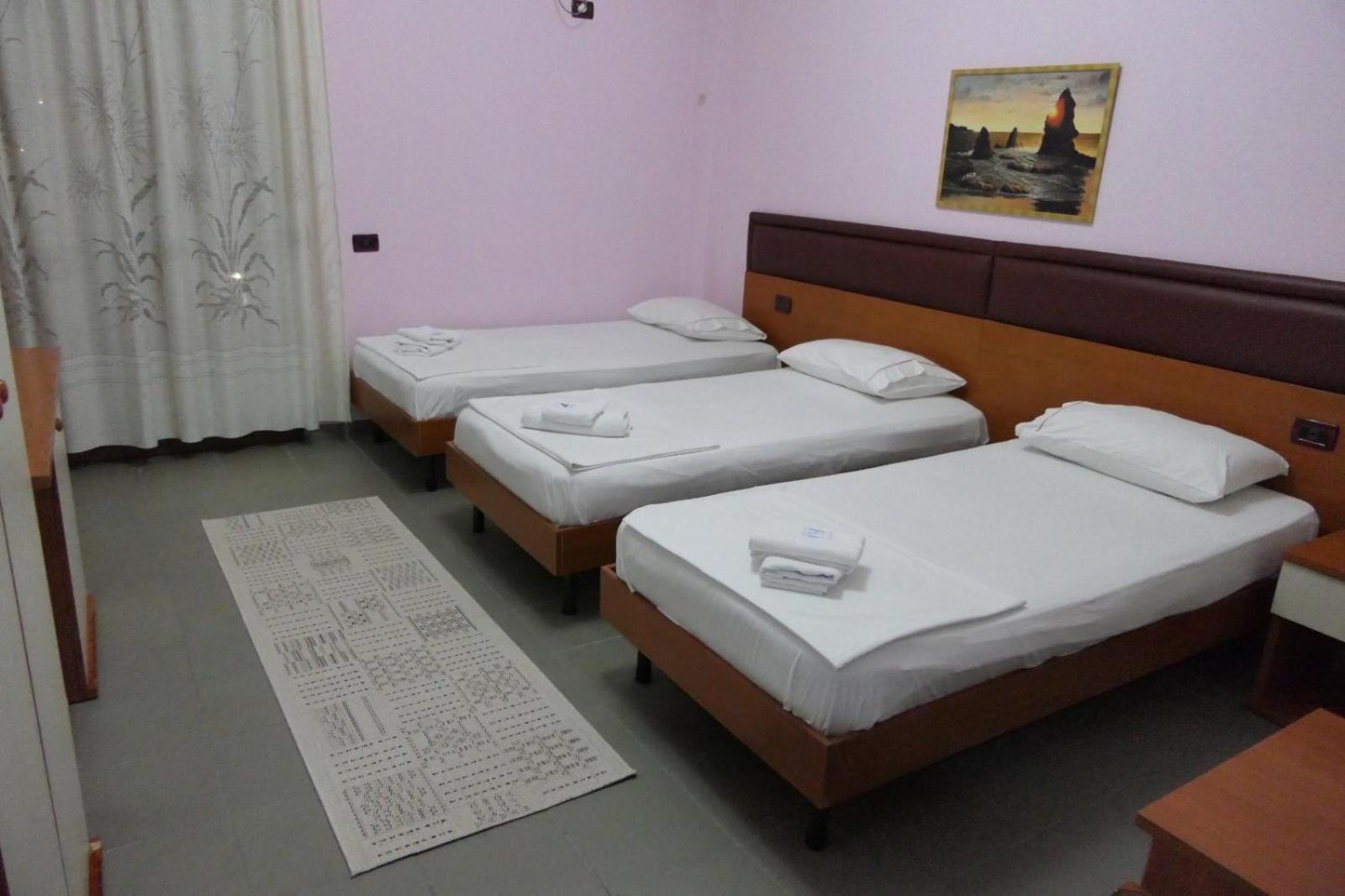 Hotel Edland Vlora Kültér fotó