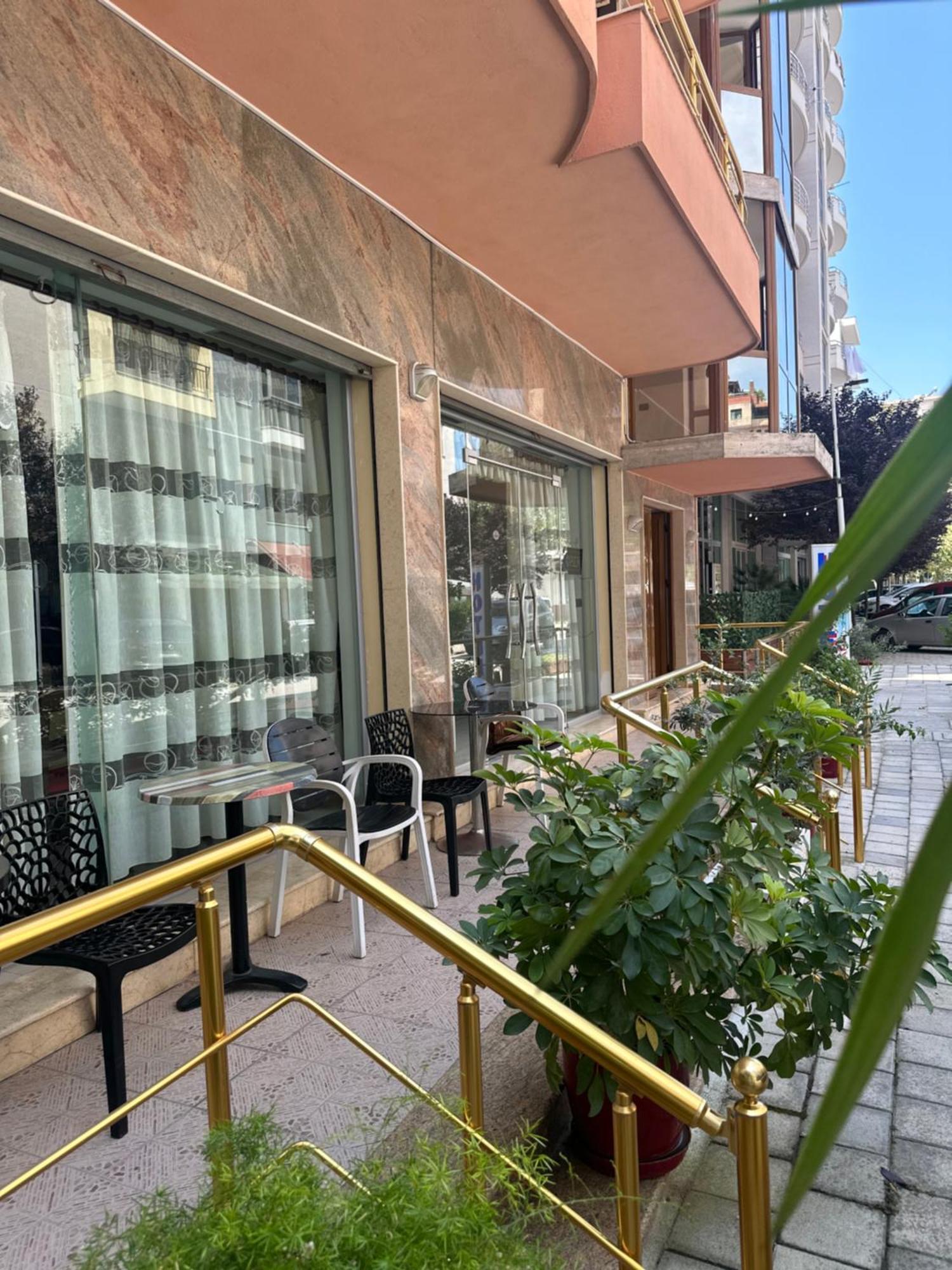 Hotel Edland Vlora Kültér fotó