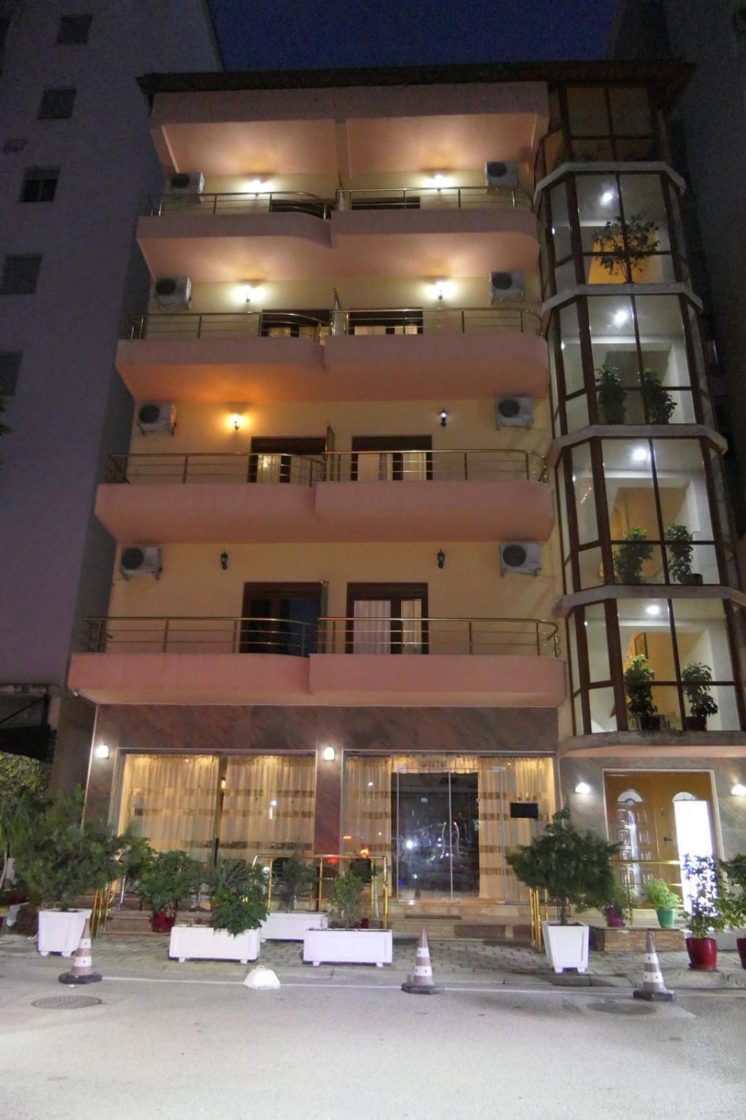 Hotel Edland Vlora Kültér fotó