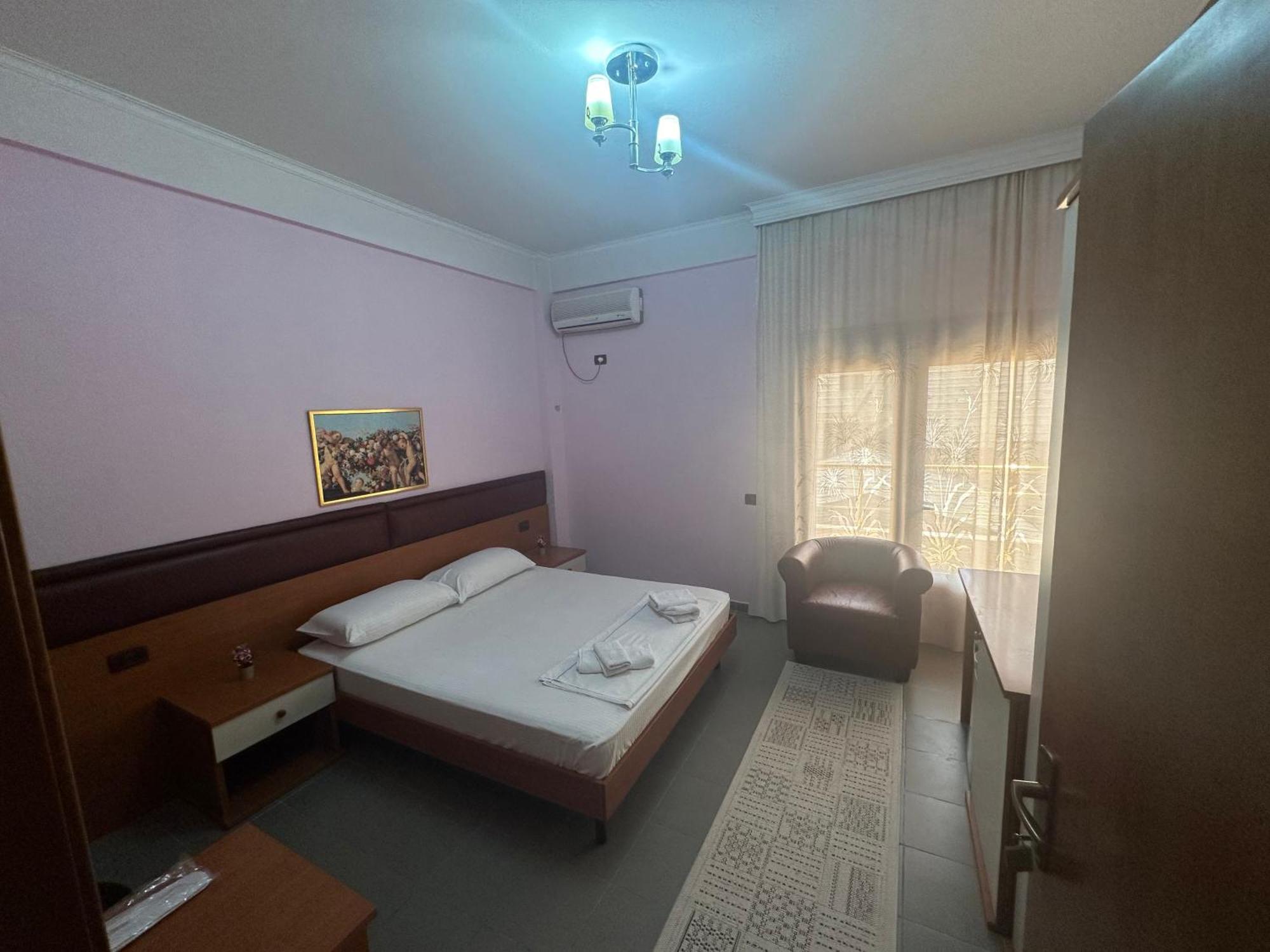 Hotel Edland Vlora Kültér fotó